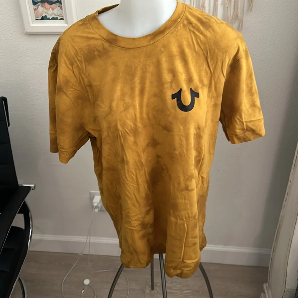 True Religion shirt